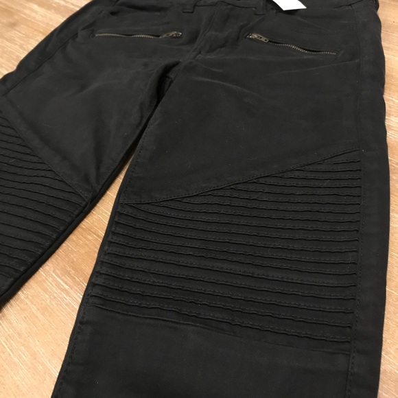 American Eagle High Rise Jeggings - Size 2R - Blk - Picture 6 of 8